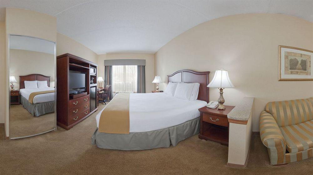 Fairfield Inn & Suites By Marriott Bridgewater Branchburg/Somerville Екстериор снимка