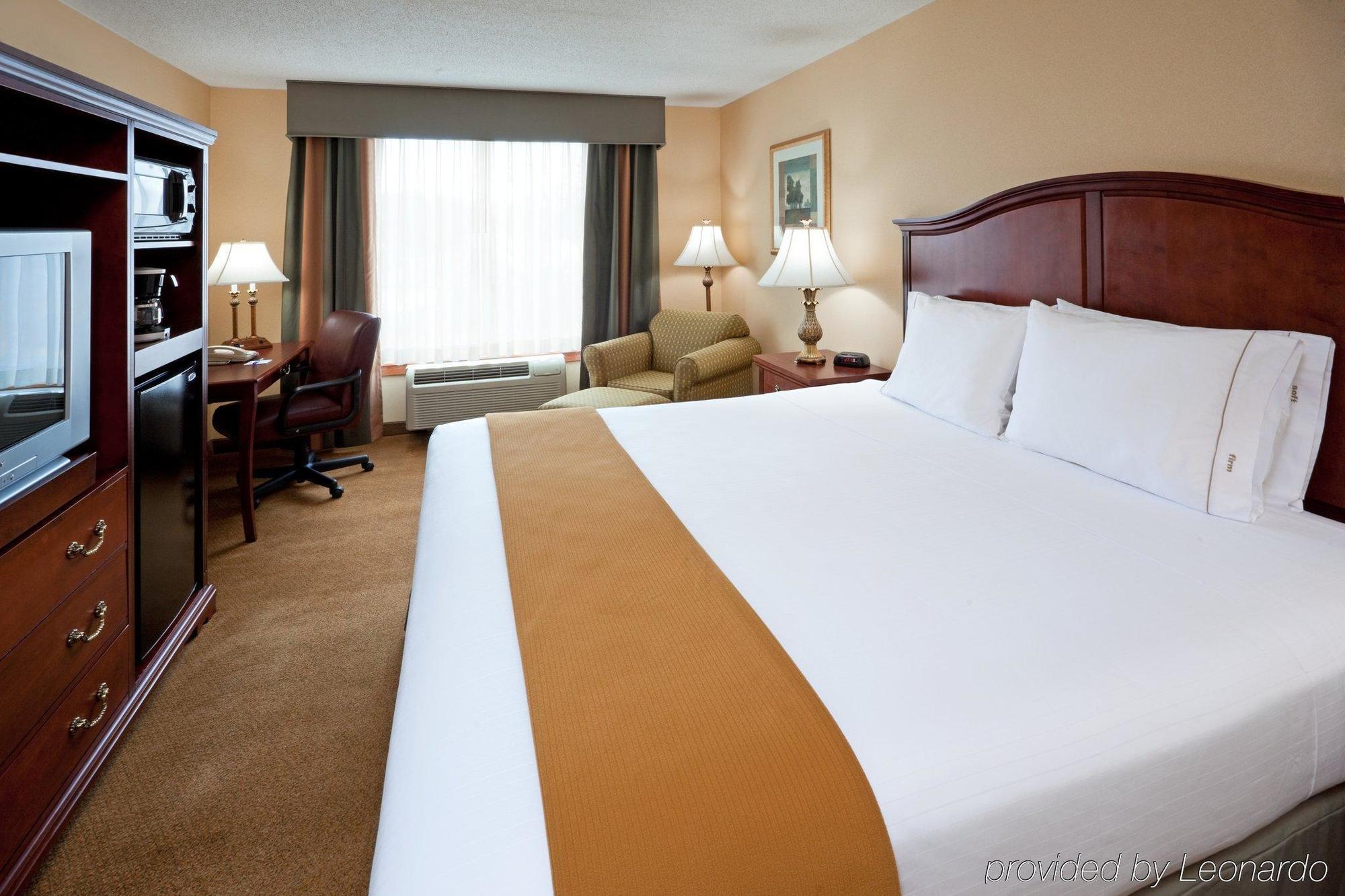 Fairfield Inn & Suites By Marriott Bridgewater Branchburg/Somerville Стая снимка