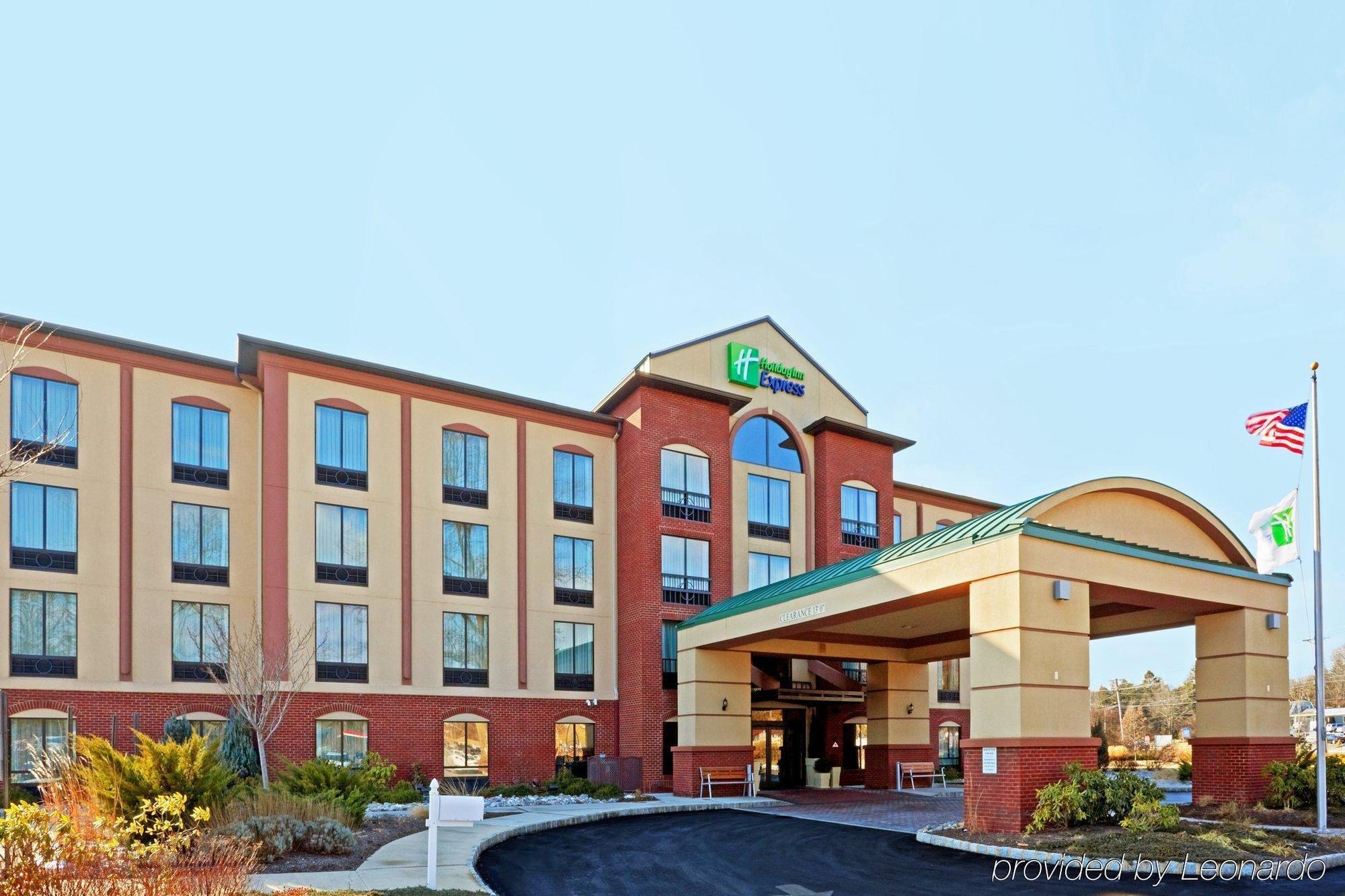 Fairfield Inn & Suites By Marriott Bridgewater Branchburg/Somerville Екстериор снимка