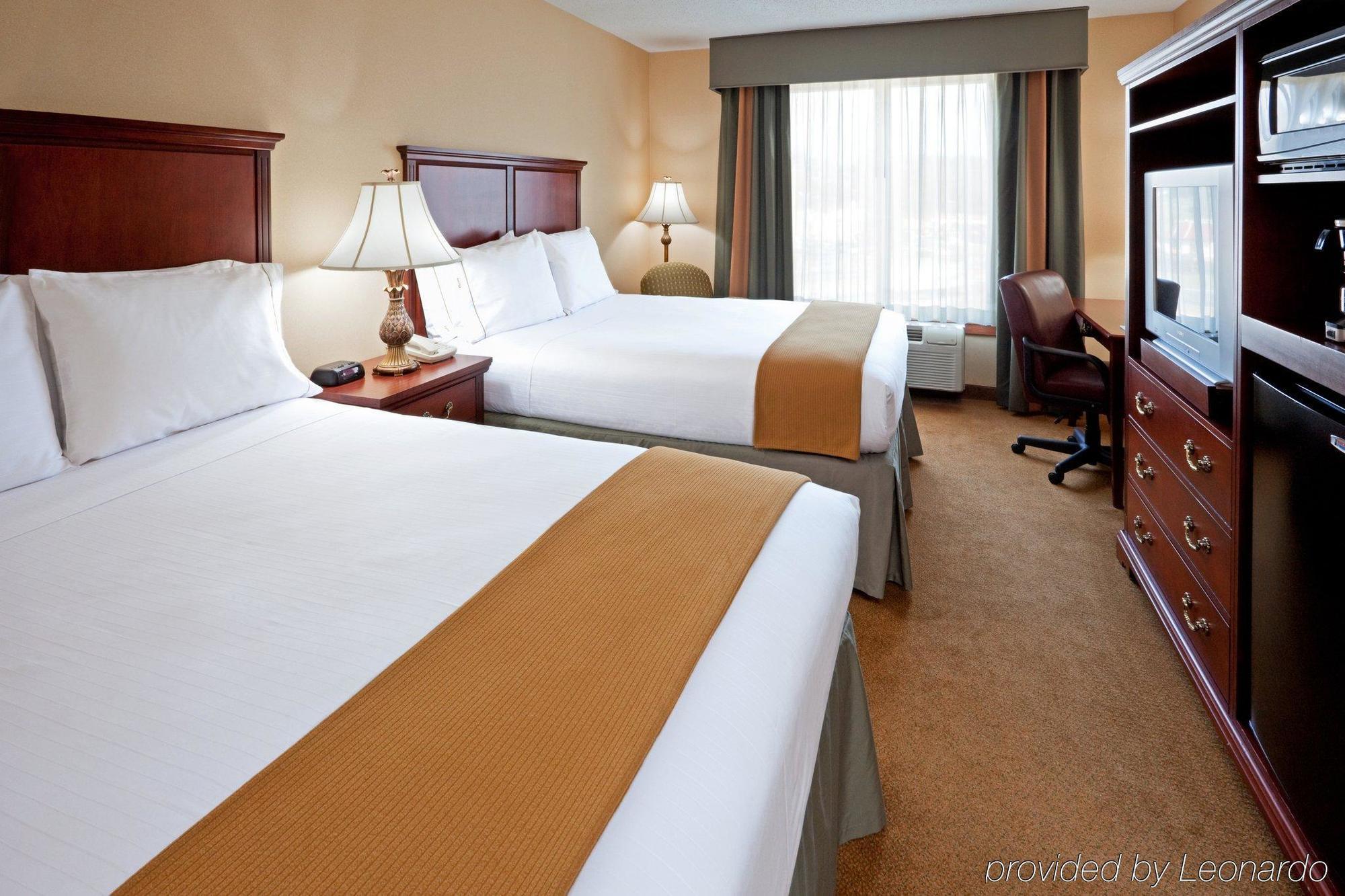 Fairfield Inn & Suites By Marriott Bridgewater Branchburg/Somerville Екстериор снимка
