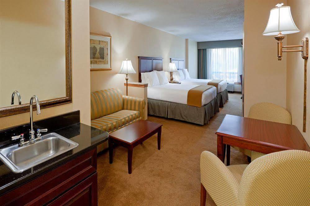Fairfield Inn & Suites By Marriott Bridgewater Branchburg/Somerville Екстериор снимка